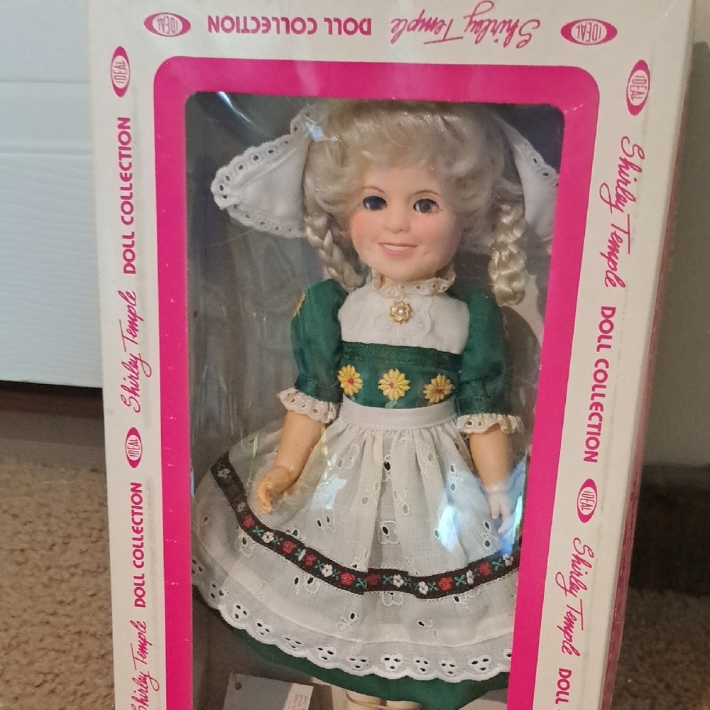 Shirley Temple Doll in Green Dress